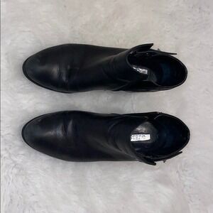 Guess‎ Women's Shoes Verity Boots Black